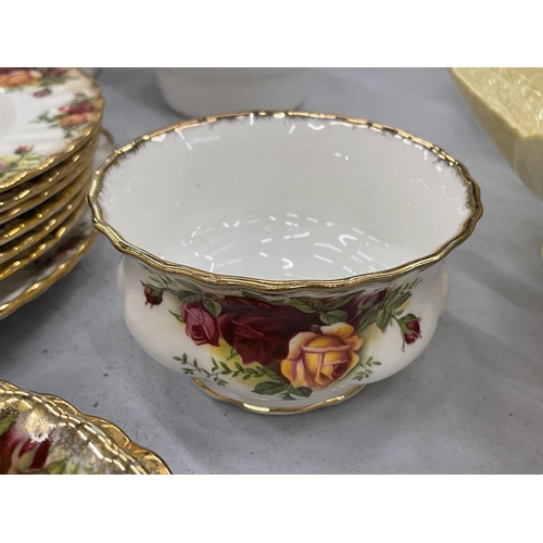 82 - A QUANTITY OF ROYAL ALBERT 'OLD COUNTRY ROSES' TEAWARE TO INCLUDE PLATES, CUPS, SAUCERS, CREAM JUG A... 