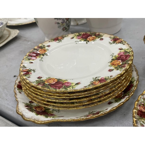 82 - A QUANTITY OF ROYAL ALBERT 'OLD COUNTRY ROSES' TEAWARE TO INCLUDE PLATES, CUPS, SAUCERS, CREAM JUG A... 