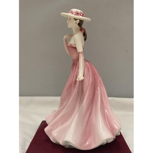 895 - A ROYAL DOULTON FIGURE CHLOE FIGURE OF THE YEAR 2000