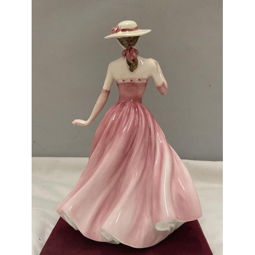 895 - A ROYAL DOULTON FIGURE CHLOE FIGURE OF THE YEAR 2000