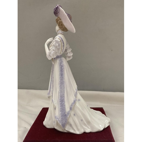 897 - A LIMITED EDITION ROYAL WORCESTER FIGURE LADY VIOLET 590/9500