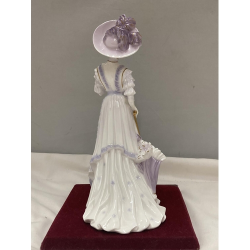 897 - A LIMITED EDITION ROYAL WORCESTER FIGURE LADY VIOLET 590/9500