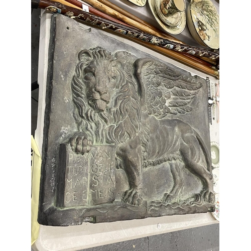 93 - A LARGE RECONSTITUTED STONE PLAQUE OF A VENETIAN LION 72CM X 54CM