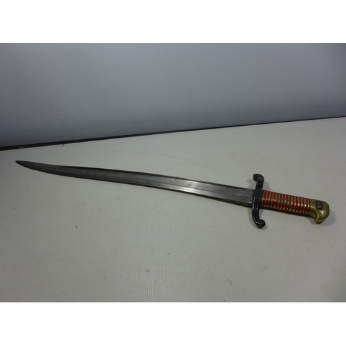 412 - A FRENCH 1842/59 SABRE BAYONET 57CM BLADE