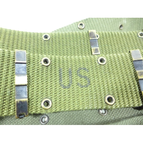 425 - FIVE MILITARY GREEN WEBBING BELTS AND TWO SETS OF STRAPS