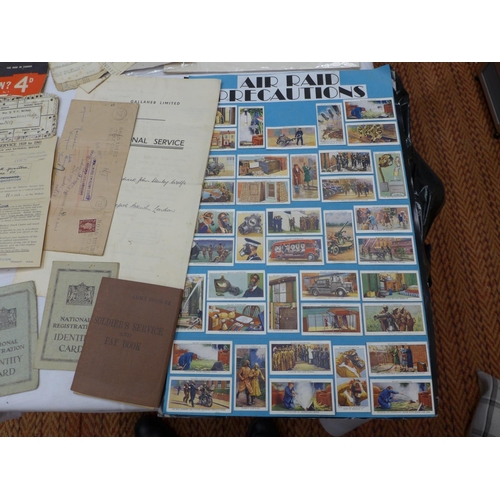 494 - A COLLECTION OF WORLD WAR I AND WORLD WAR II EPHEMERA TO INCLUDE PHOTO OF WORLD WAR I TANK, RATION C... 