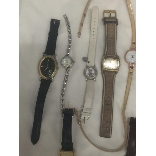 126 - A QUANTITY OF WRISTWATCHES TO INCLUDE FOSSIL, SEKONDA, ETC