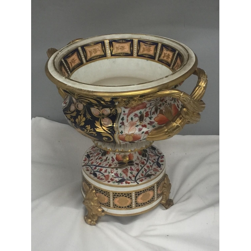 146 - A MID 19TH CENTURY PORCELAIN CAMPANA SHAPED URN ON STAND WITH ELABORATE GILT DECORATION, HEIGHT 32CM... 