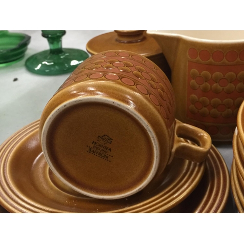 197 - A LARGE QUANTITY OF HORNSEA POTTERY 'SAFFRON' TO INCLUDE TUREENS, BOWLS, CUPS, SAUCERS, PLATES, SUGA... 