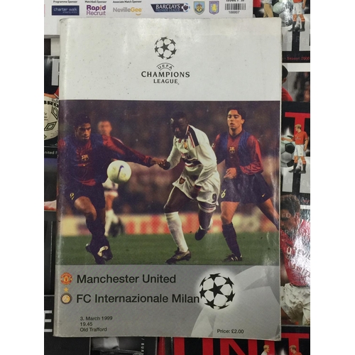 203 - A QUANTITY OF MANCHESTER UNITED REVIEWS, PLUS A CHAMPIONS LEAGUE PROGRAMME, MAN UTD V FC INTERNAZION... 