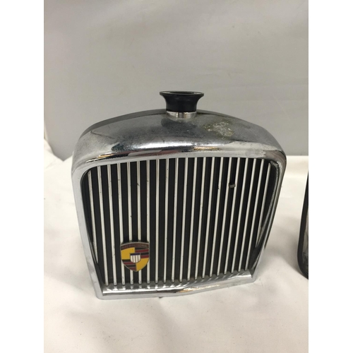 205 - A VINTAGE INTERNATIONAL AUDITION TRANSISTOR RADIO IN THE SHAPE OF A CAR FRONT RADIATOR GRILL PLUS A ... 