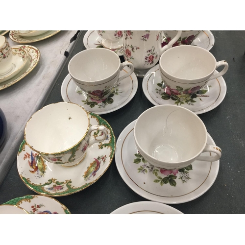 206 - A QUANTITY OF CHINA CUPS AND SAUCERS TO INCLUDE CROWN STAFFORDSHIRE 'DENBIGH', ROYAL VICTORIA, ETC