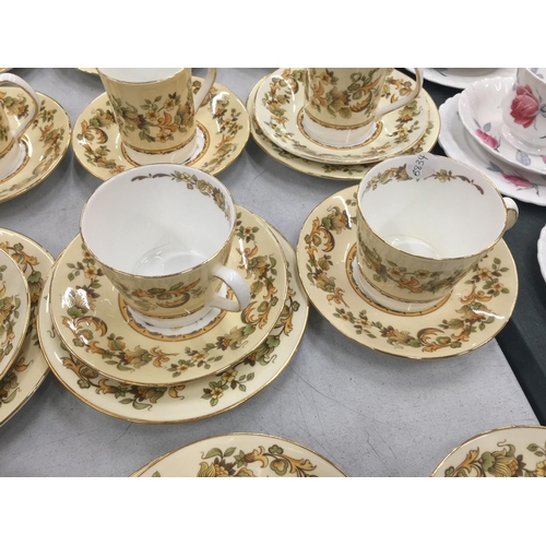 216 - A QUANTITY OF ELIZABETHAN 'AUTUMN SONG' CUPS, SAUCERS AND SIDE PLATES