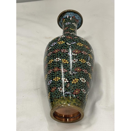 32 - TWO CLOISONNE ITEMS TO INCLUDE A VASE WITH FLOWER DECORATION HEIGHT 19.5CM TALL AND A BOWL WITH A PE... 