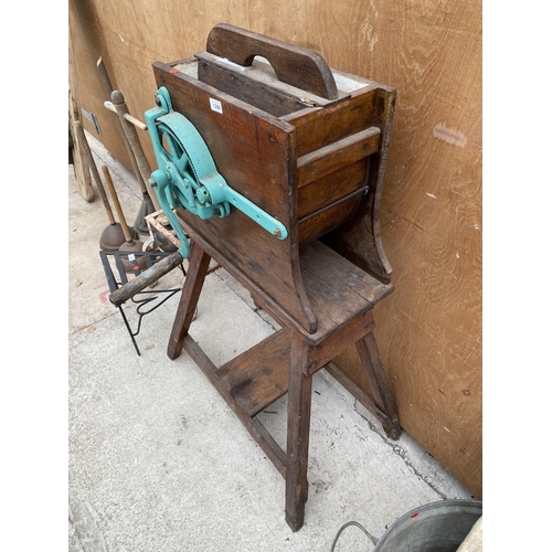 1299 - A VINTAGE WOODEN PULPER/JUICER WITH CAST IRON MECHANISM IN WORKING ORDER