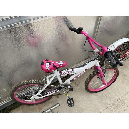 1365 - TWO CHILDRENS BIKES TO INCLUDE AN AVIGO AND AN IVORY