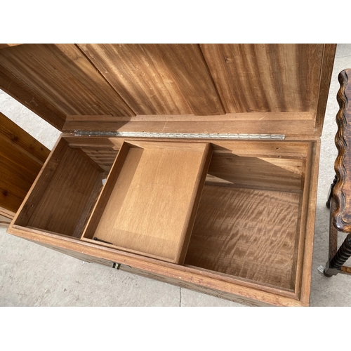 2485 - A MID 20TH CENTURY CAMPHOR WOOD BLANKET CHEST WITH INTERNAL SLIDE, 44