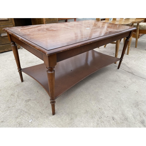 2494 - A MODERN MAHOGANY AND CROSSBANDED TWO TIER COFFEE TABLE, 40X22