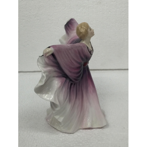 771 - A ROYAL DOULTON FIGURE 'ISADORA' HN 2938