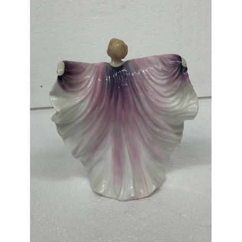 771 - A ROYAL DOULTON FIGURE 'ISADORA' HN 2938