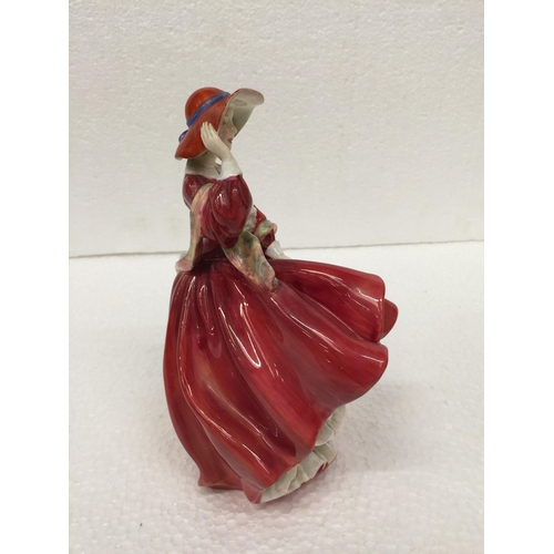 774 - A ROYAL DOULTON 'TOP OF THE HILL' FIGURE HN 1834