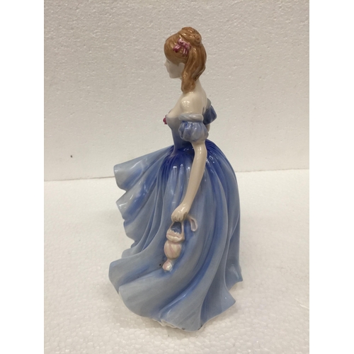 775 - A ROYAL DOULTON CLASSICS FIGURE OF THE YEAR 2001 'MELISSA'