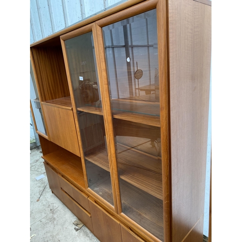 2469 - A RETRO TEAK LOUNGE UNIT/COCKTAIL CABINET, 72