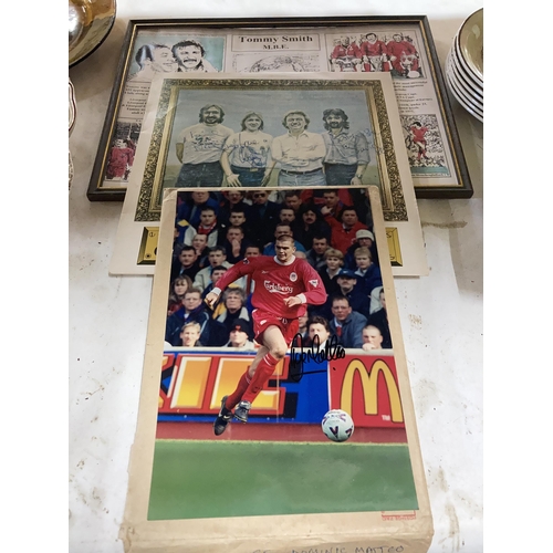 239 - A COLLECTION OF LIVERPOOL FC MEMORIBILIA TO INCLUDE A SIGNED TOMMY SMITH FRAMED PRINT, SIGNED DOMINI... 