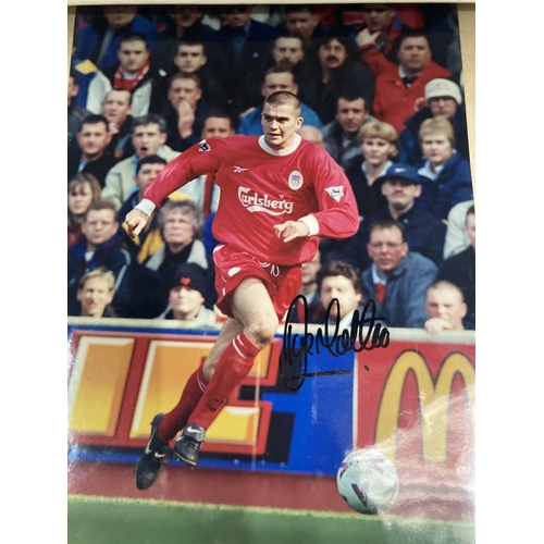 239 - A COLLECTION OF LIVERPOOL FC MEMORIBILIA TO INCLUDE A SIGNED TOMMY SMITH FRAMED PRINT, SIGNED DOMINI... 