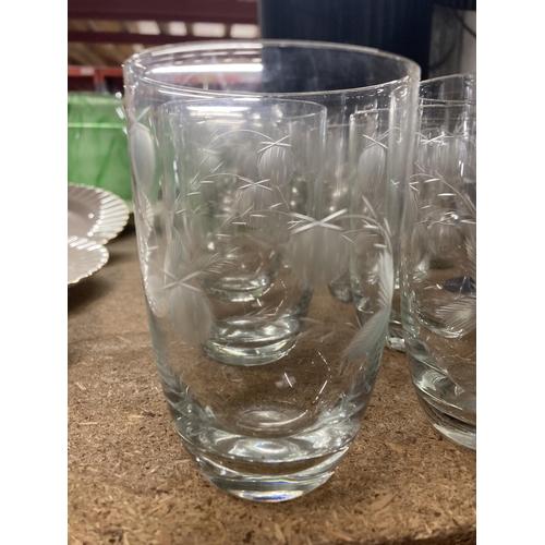 249 - A QUANTITY OF ETCHED GLASSES TO INCLUDE WINE, SHERRY, TUMBLERS, ETC