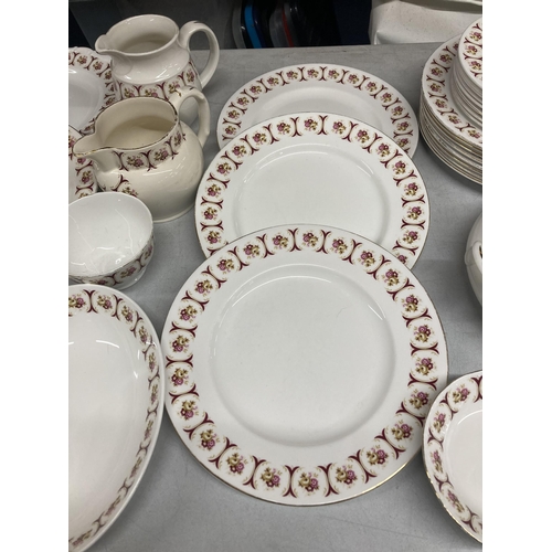 278 - A STAFFORDSHIRE 'BAKEWELL' CLASSIC DINNER SERVICE TO INCLUDE SERVING PLATTERS, VARIOUS SIZES OF PLAT... 