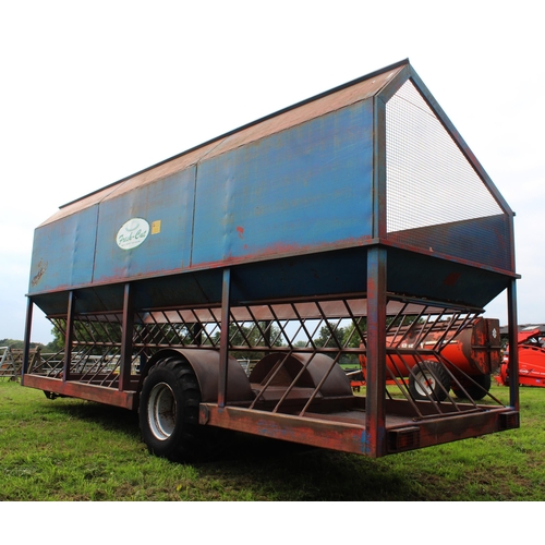 142 - SINGLE AXLE BIG ROOT ZERO GRAZING TRAILER ON FLOATATION TYRES + VAT