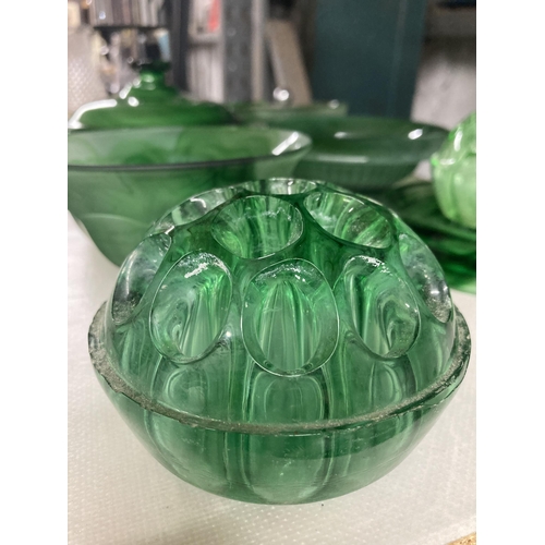 921 - A SELECTION OF GREEN CLOUD GLASSWARE TO INCLUDE ROSE BOWLS, LIDDED POT, BOWLS ETC