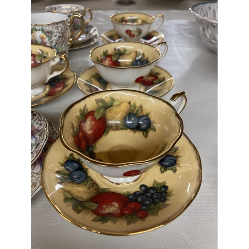 924 - A COLLECTION OF QUEEN'S CHINA FRUIT SERIES DUO'S TOGETHER WITH CRINOLINE LADY TRIO'S, ROYAL ALBERT T... 