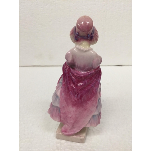 910 - A ROYAL DOULTON FIGURE GRETA HN 1485