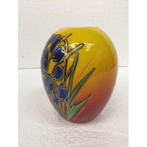 917 - A HAND PAINTED AND SIGNED ANITA HARRIS BLUEBELLS VASE