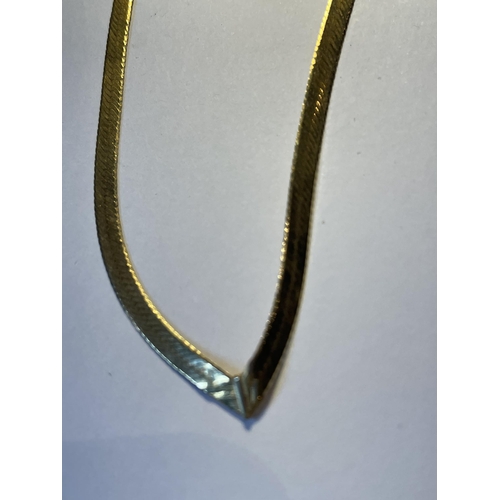 565 - A 9 CARAT GOLD NECKLACE MARKED 9K GROSS WEIGHT 4.25 GRAMS