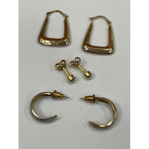 618 - THREE PAIRS OF EARRINMGS TO INCLUDE 9 CARAT GOLD HOOPS ETC