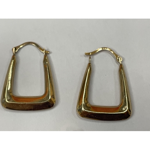 618 - THREE PAIRS OF EARRINMGS TO INCLUDE 9 CARAT GOLD HOOPS ETC