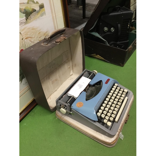 1066 - A VINTAGE ROYAL CHALLENGE TYPEWRITER IN A CASE