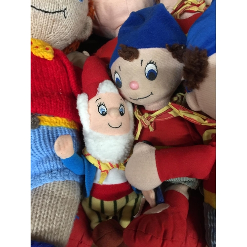 1073 - A LARGE COLLECTION OF NODDY STUFFED TOYS