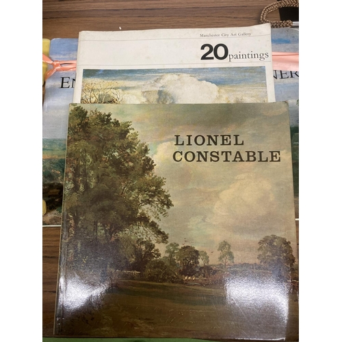 1112 - A CONSTABLE'S ENGLISH LANDSCAPE SCENERY BOOK, CONSTABLE POSTCARDS, ETC