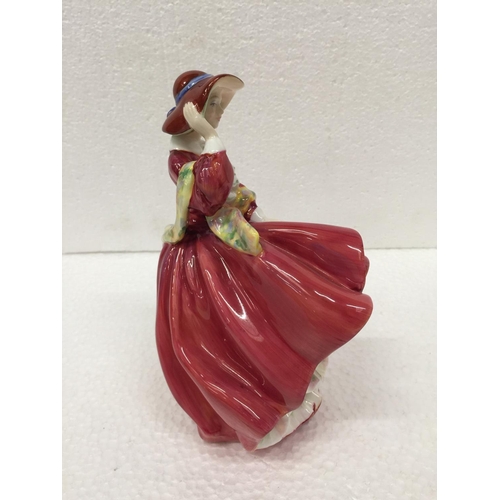 793 - A ROYAL DOULTON 'TOP OF THE HILL' FIGURE HN 1834