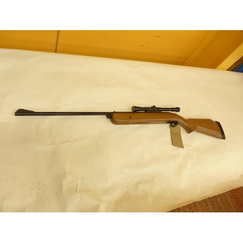 456 - A B.S.A. METEOR .22 CALIBRE AIR RIFLE, 47CM BARREL, WITH BSA 4 X 20 TELESCOPIC SIGHTS