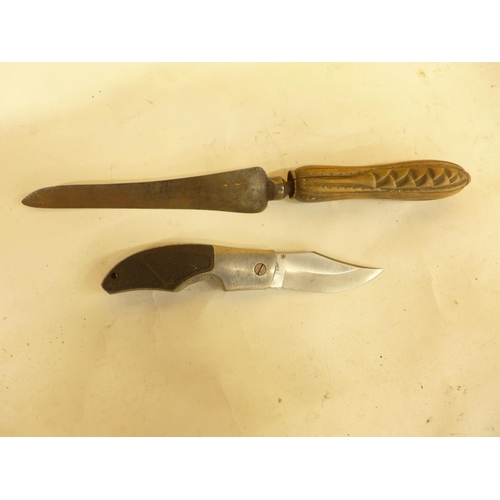 469 - A WEBLEY FOLDING KNIFE, 8CM BLADE AND ANOTHER KNIFE WITH 15CM BLADE (2)