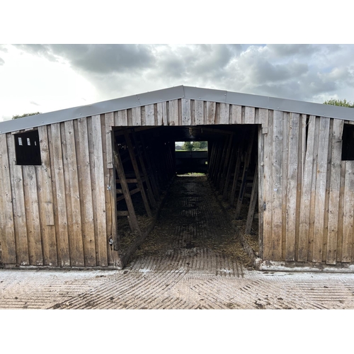 204 - ROWLINSON 26 STALL COW KENNEL  NEW BOX PROFILE ROOF 2021 WITH 30+ SHEETS (3 WEEKS TO REMOVE) + VAT