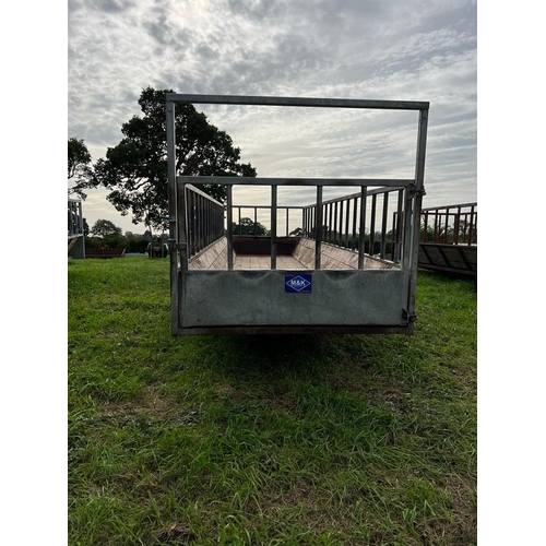 137 - A FEED TRAILER 20' X 6'+ VAT