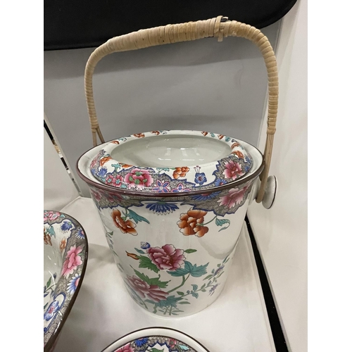 11 - A VINTAGE COPELAND SPODE PITCHER AND WASH BOWL SET, SLOP PAIL AND SOAP DISH WITH A PINK AND BLUE FLO... 