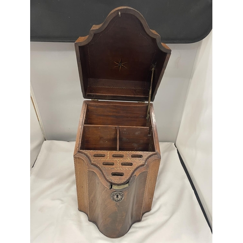 57 - A GEORGIAN MAHOGANY INLAID KNIFE BOX WITH KEY