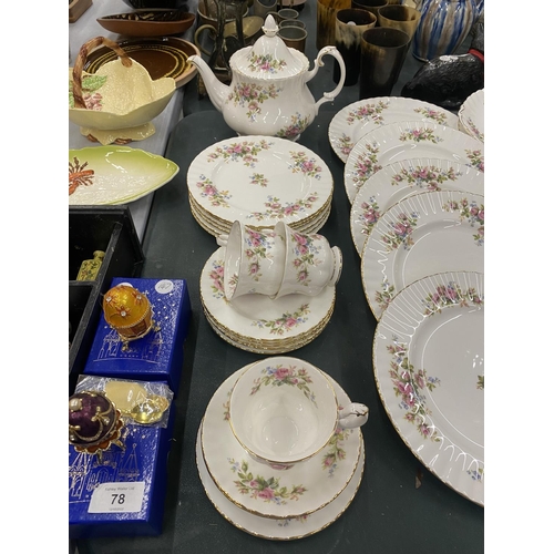 77 - A LARGE QUANTITY OF ROYAL ALBERT 'MOSS ROSE' TO INCLUDE A TEA AND COFFEE POT, CREAM JUG, DINNER AND ... 